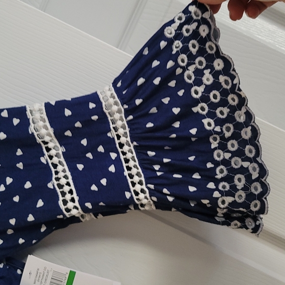 Large Brand New Fever Navy top with heart print. - Picture 5 of 6